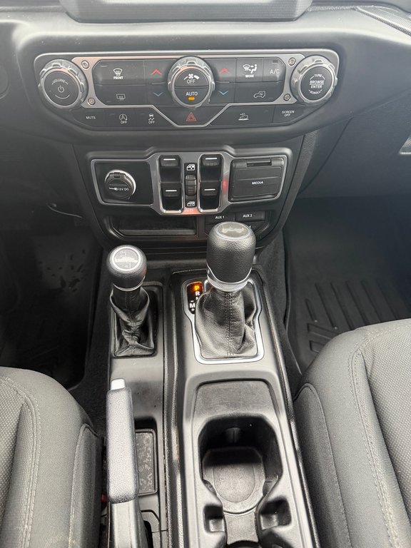 Jeep Wrangler Unlimited Sport,V6,AIR, BAS KM 2021 à Boucherville, Québec - 15 - w1024h768px