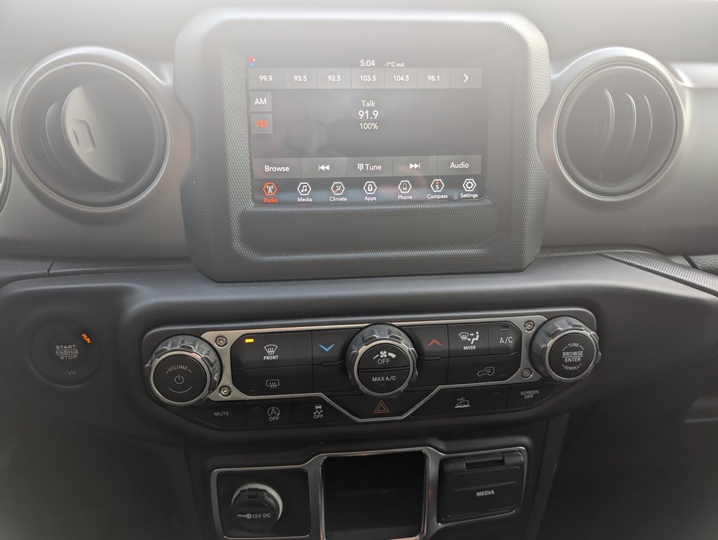 2022 Jeep Wrangler Sport, AIR, BAS KM, GARANTIE in Boucherville, Quebec - 13 - w1024h768px