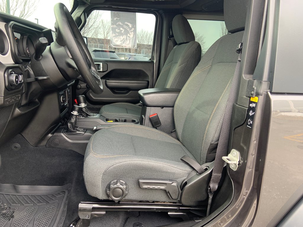 Jeep Wrangler Sport, AUT, AIR, GARANTIE 2024 à Boucherville, Québec - 9 - w1024h768px