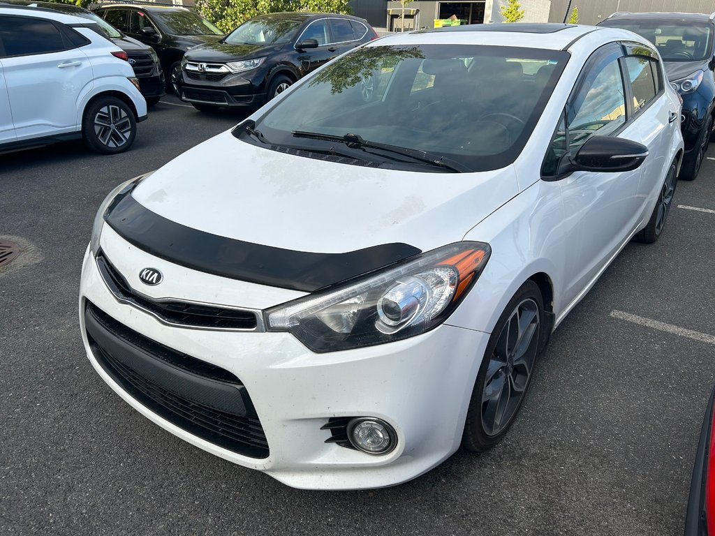 Kia Forte 5-Door SX 2016 à Boucherville, Québec - 1 - w1024h768px