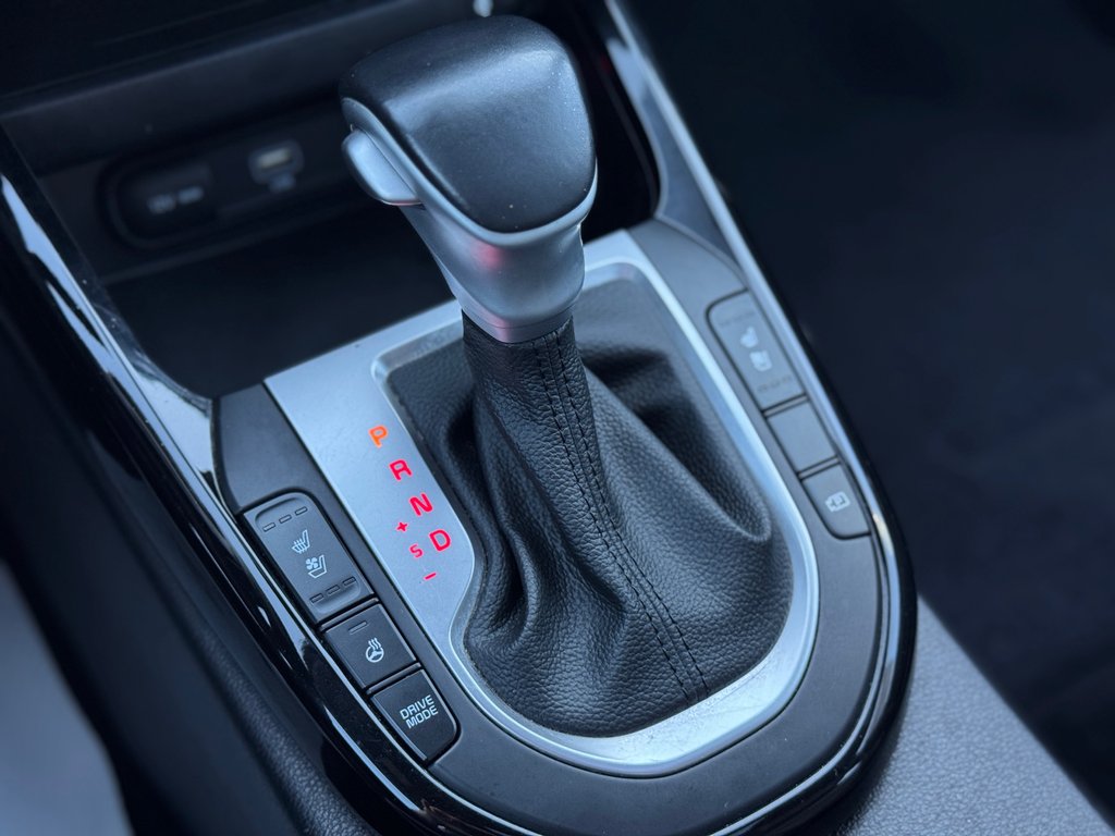 2023 Kia Forte GT-Line Cuir Toit Ouvrant in Terrebonne, Quebec - 21 - w1024h768px