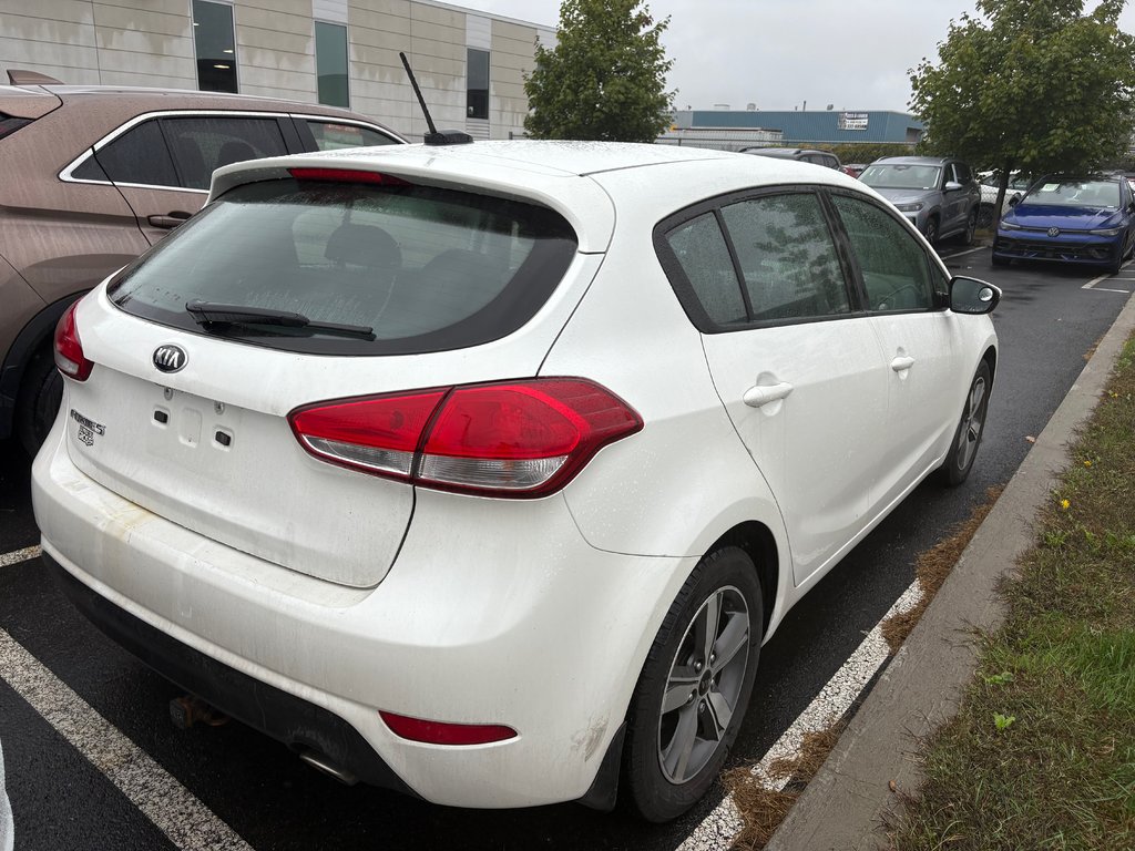 Kia Forte5 LX+ 2018 à Boucherville, Québec - 3 - w1024h768px