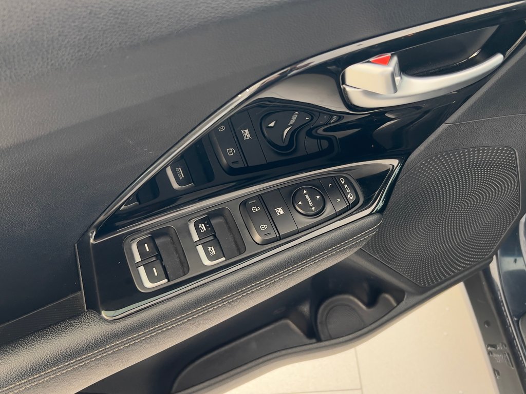 Kia NIRO EX 2019 à Boucherville, Québec - 11 - w1024h768px