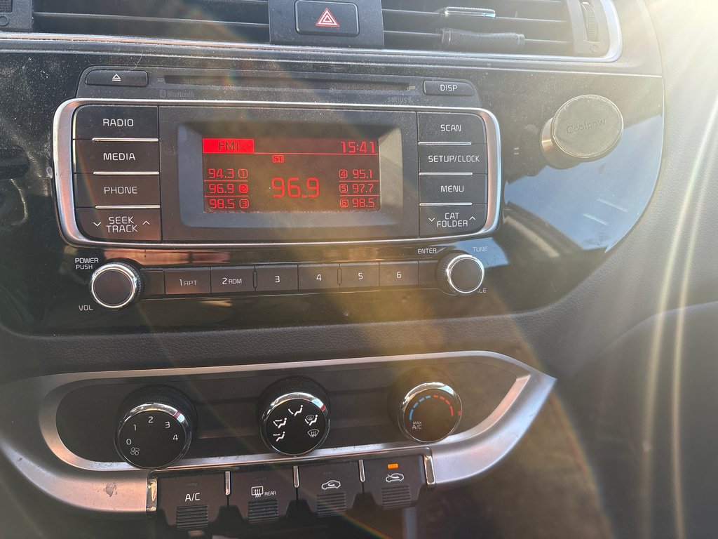 Kia Rio LX AUTOMATIQUE JAMAIS ACCIDENTÉ-A/C 2017 à Boucherville, Québec - 8 - w1024h768px