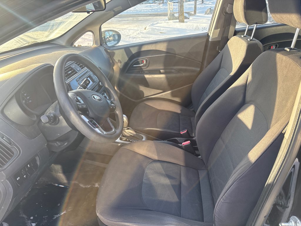 Kia Rio LX AUTOMATIQUE JAMAIS ACCIDENTÉ-A/C 2017 à Boucherville, Québec - 4 - w1024h768px