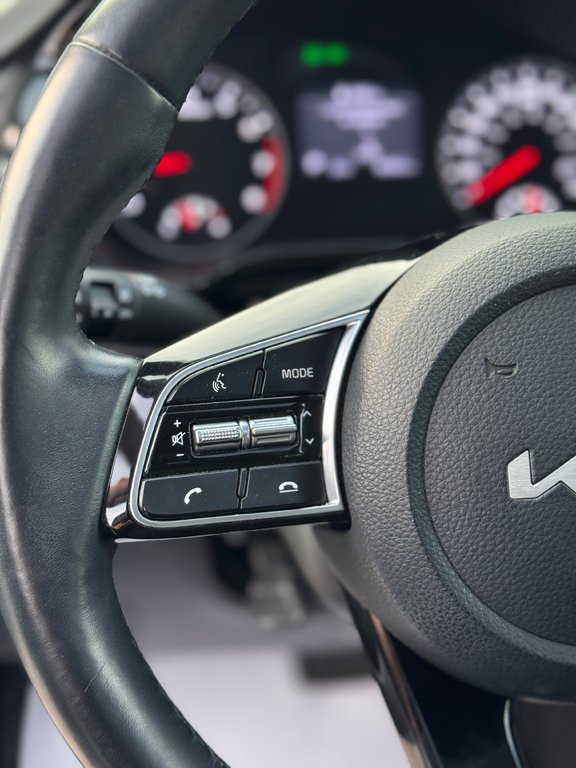 Kia Seltos EX Cuir Toit Ouvrant AWD 2022 à Terrebonne, Québec - 13 - w1024h768px