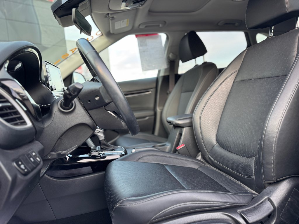 Kia Seltos EX Cuir Toit Ouvrant AWD 2022 à Terrebonne, Québec - 9 - w1024h768px