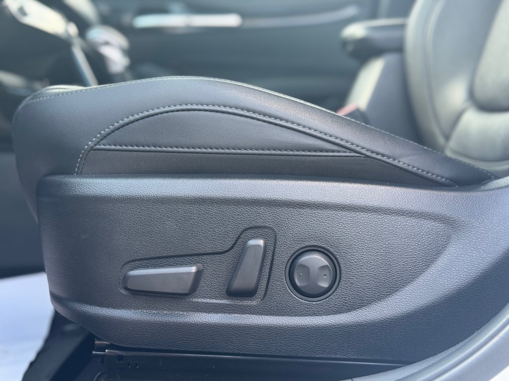 2024 Kia Seltos EX Premium Cuir Toit Ouvrant AWD in Terrebonne, Quebec - 9 - w1024h768px