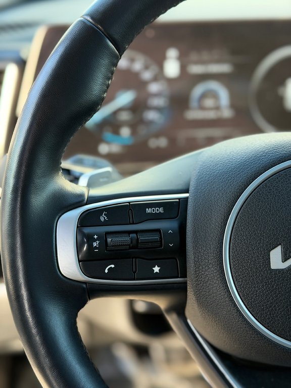 Kia Sportage Hybrid SX AWD 2023 à Terrebonne, Québec - 15 - w1024h768px