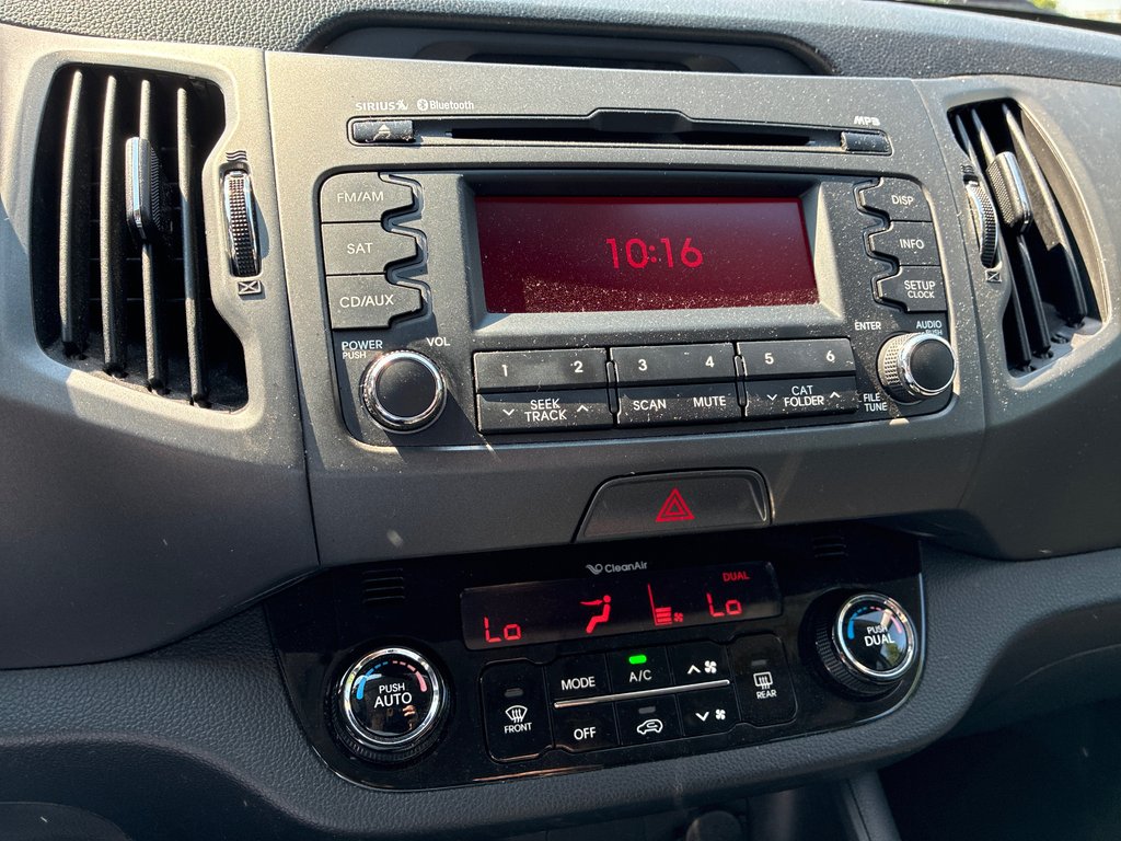 2011 Kia Sportage EX, AWD, BAS KM in Boucherville, Quebec - 8 - w1024h768px