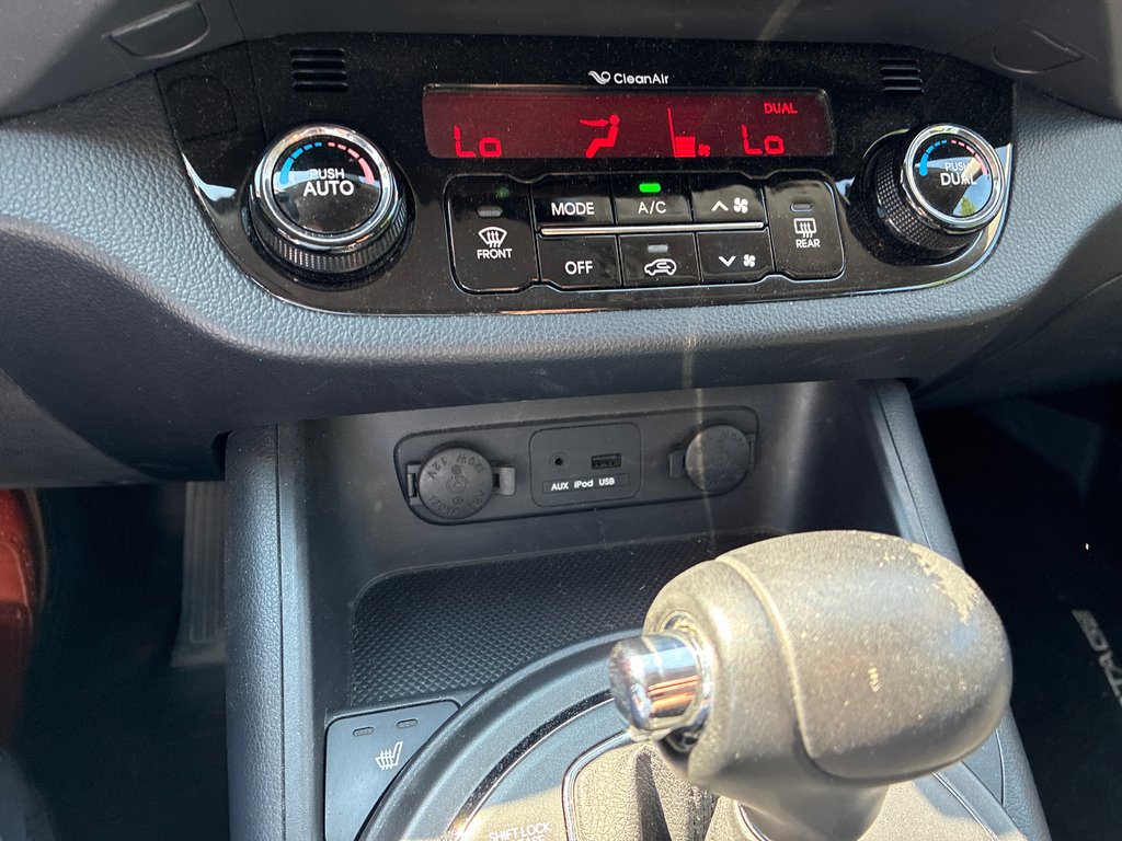 2011 Kia Sportage EX, AWD, BAS KM in Boucherville, Quebec - 9 - w1024h768px