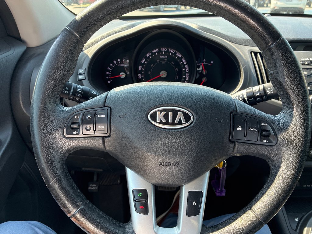 2011 Kia Sportage EX, AWD, BAS KM in Boucherville, Quebec - 10 - w1024h768px