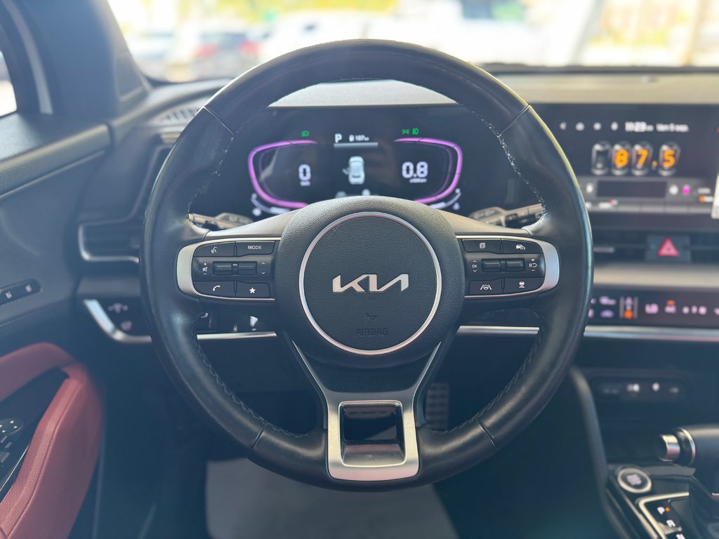 2023 Kia Sportage EX PREMIUM Intérieur Rouge *RARE* Bas Kilométrage in Terrebonne, Quebec - 23 - w1024h768px