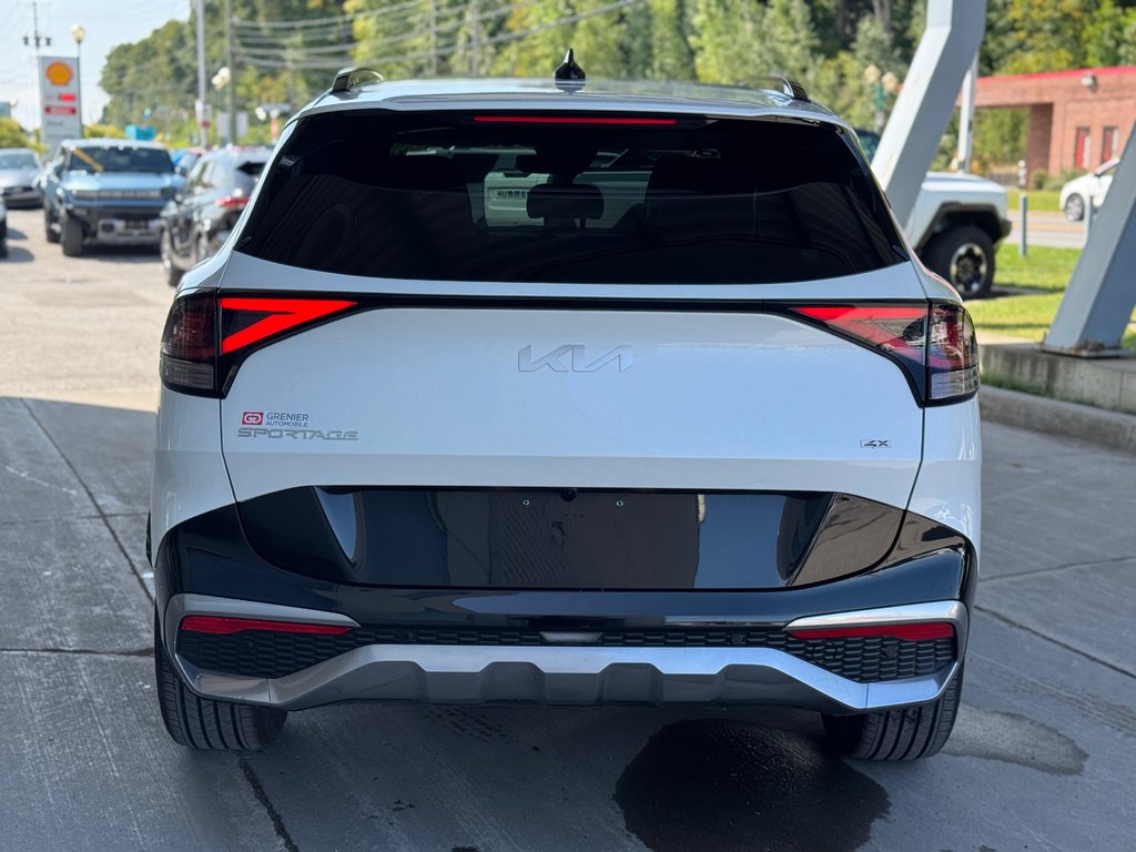 2023 Kia Sportage EX PREMIUM Intérieur Rouge *RARE* Bas Kilométrage in Terrebonne, Quebec - 5 - w1024h768px