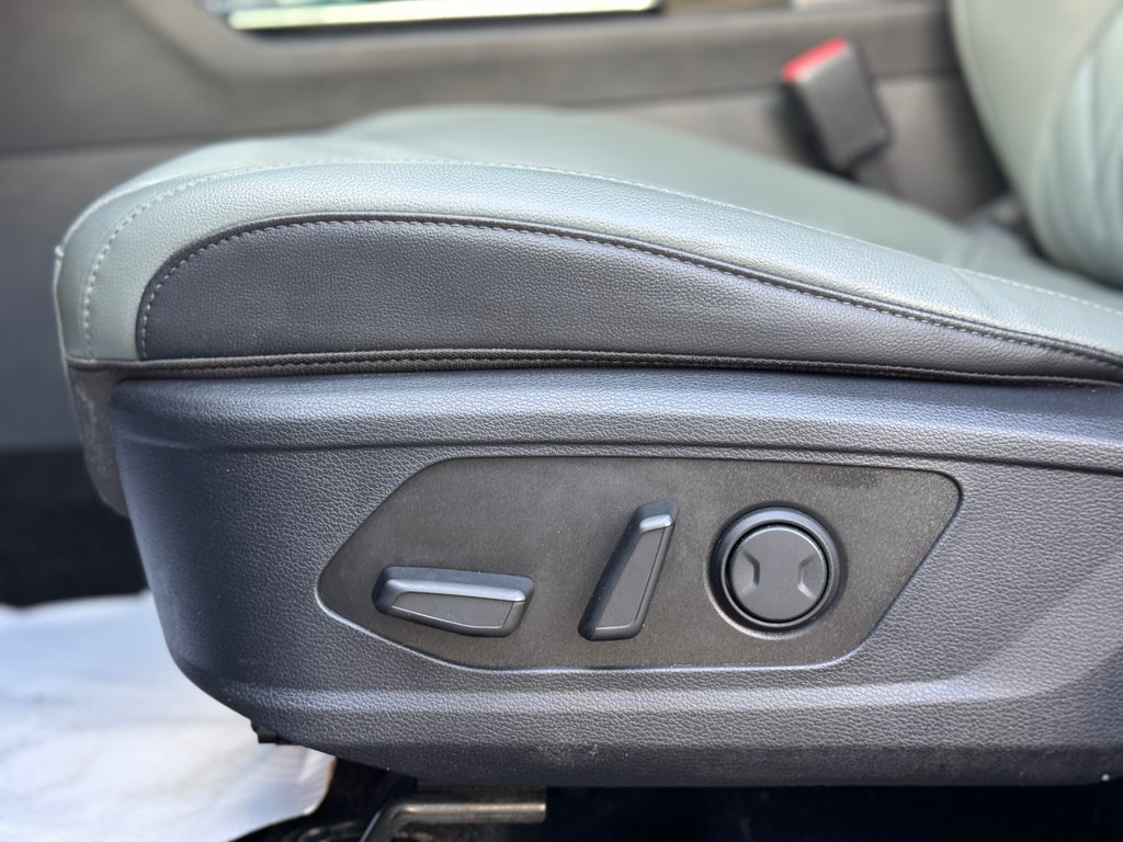 2023 Kia Sportage X-Line Limited Toit Panoramique in Terrebonne, Quebec - 10 - w1024h768px