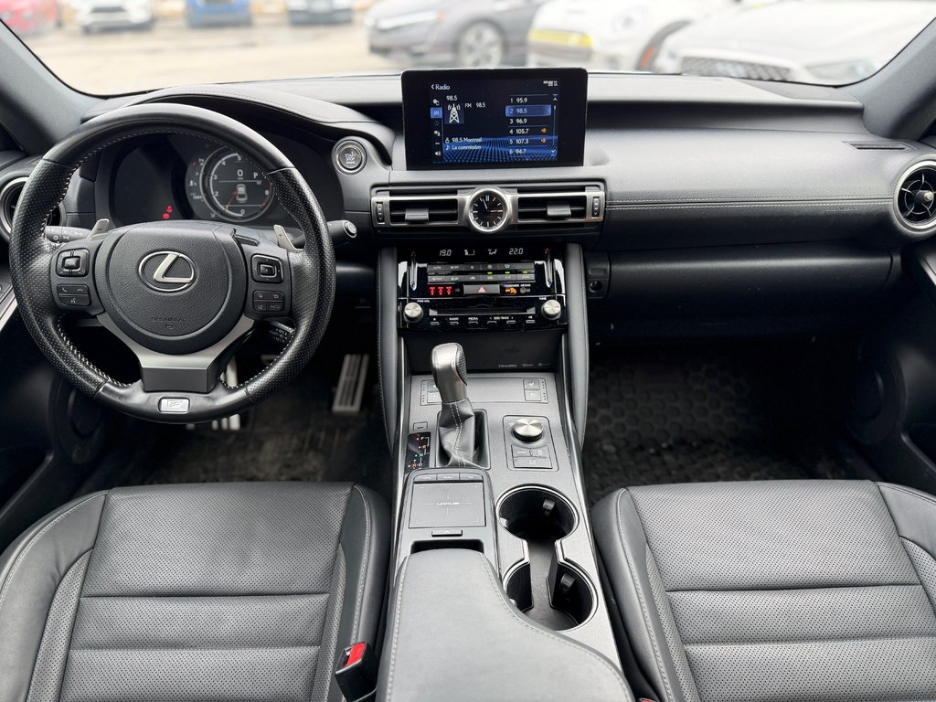 2022 Lexus IS IS 300 F Sport AWD in Terrebonne, Quebec - 22 - w1024h768px