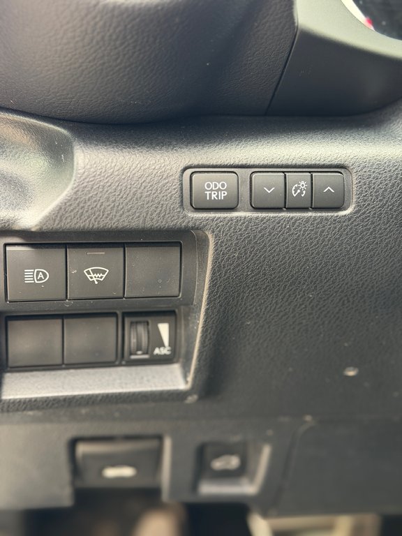 2022 Lexus IS IS 300 F Sport AWD in Terrebonne, Quebec - 11 - w1024h768px