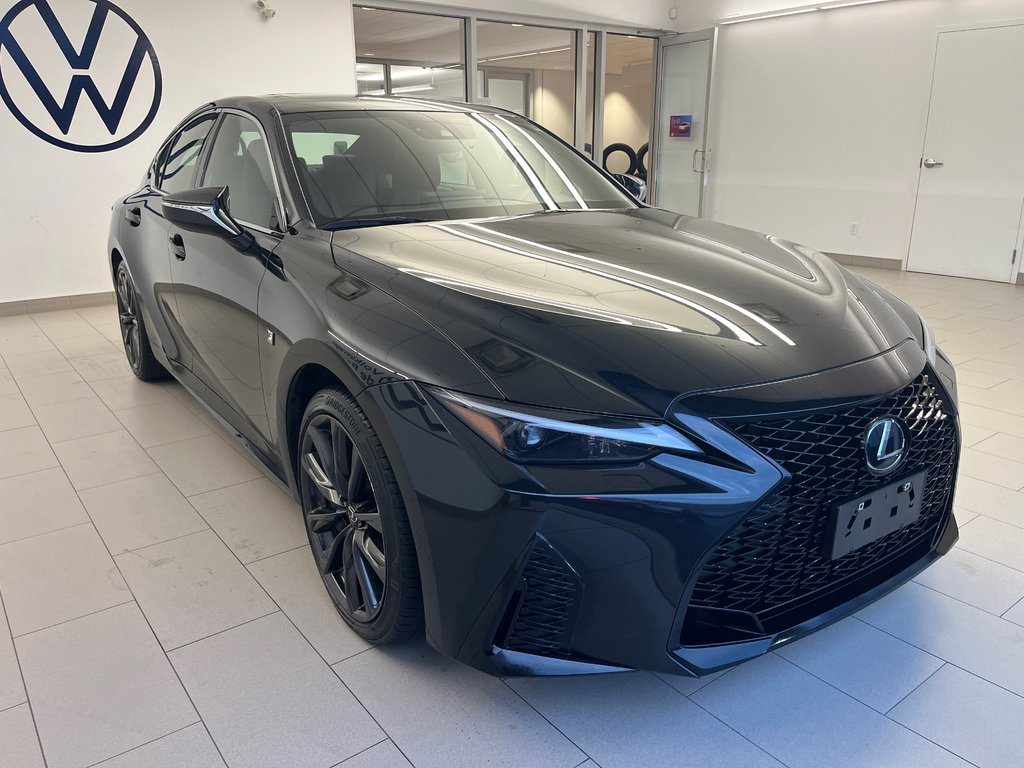 Lexus IS IS 350 2023 à Boucherville, Québec - 12 - w1024h768px