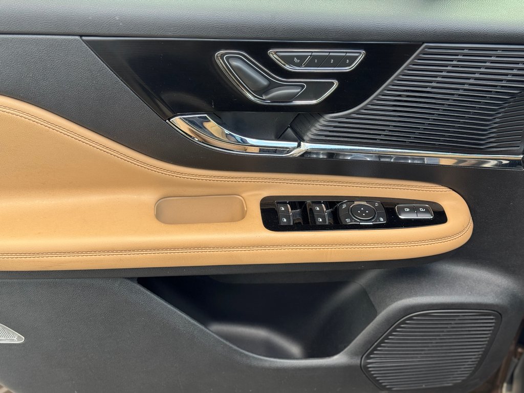 Lincoln CORSAIR Reserve Utility AWD Cuir Siège Chauffant 2022 à Terrebonne, Québec - 8 - w1024h768px