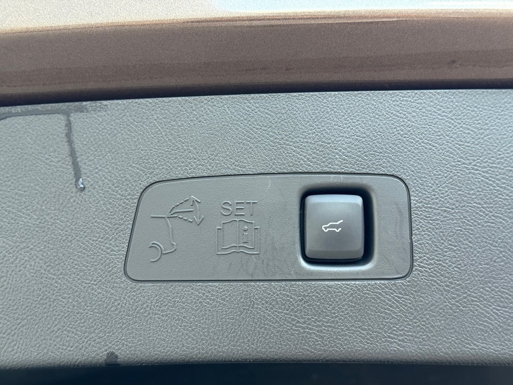 Lincoln CORSAIR Reserve Utility AWD Cuir Siège Chauffant 2022 à Terrebonne, Québec - 27 - w1024h768px