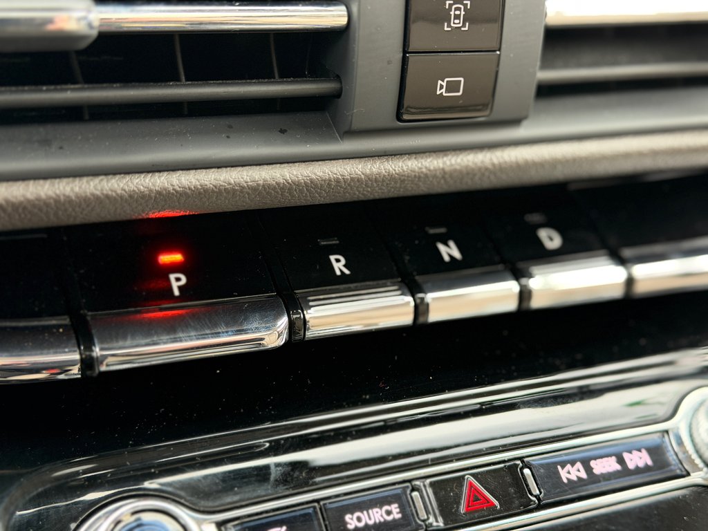 2022 Lincoln Corsair Reserve Toit Panoramique Cuir AWD in Terrebonne, Quebec - 19 - w1024h768px