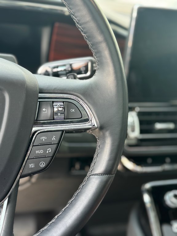 2024 Lincoln Navigator Reserve  Cuir Toit Panoramique AWD in Terrebonne, Quebec - 15 - w1024h768px