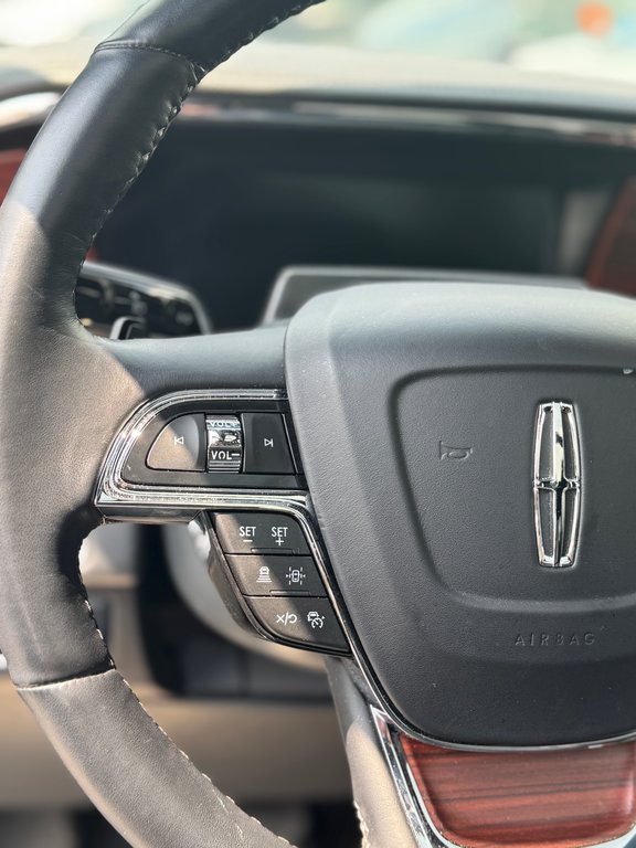2024 Lincoln Navigator Reserve  Cuir Toit Panoramique AWD in Terrebonne, Quebec - 14 - w1024h768px
