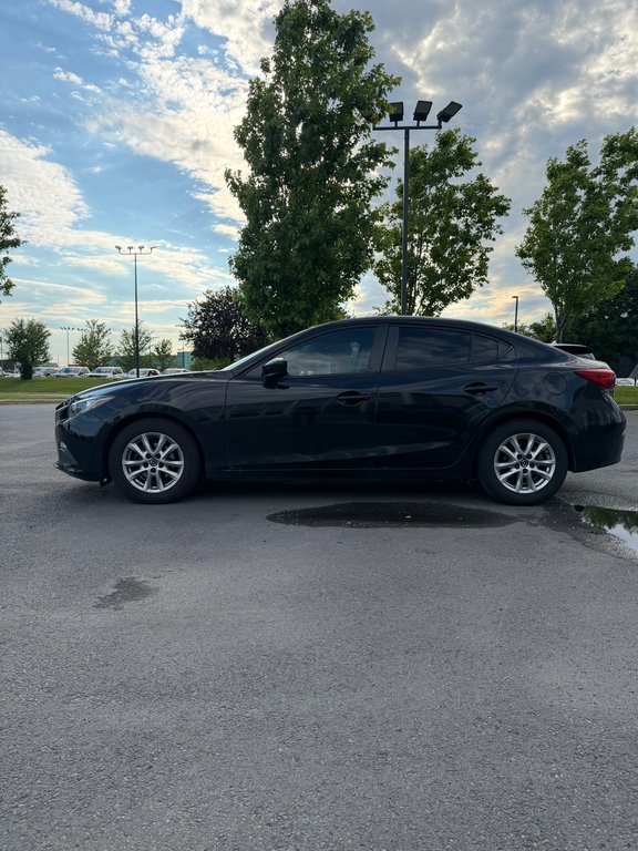 2015 Mazda 3 HATCHBACK G in Boucherville, Quebec - 6 - w1024h768px