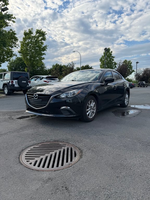 2015 Mazda 3 HATCHBACK G in Boucherville, Quebec - 5 - w1024h768px