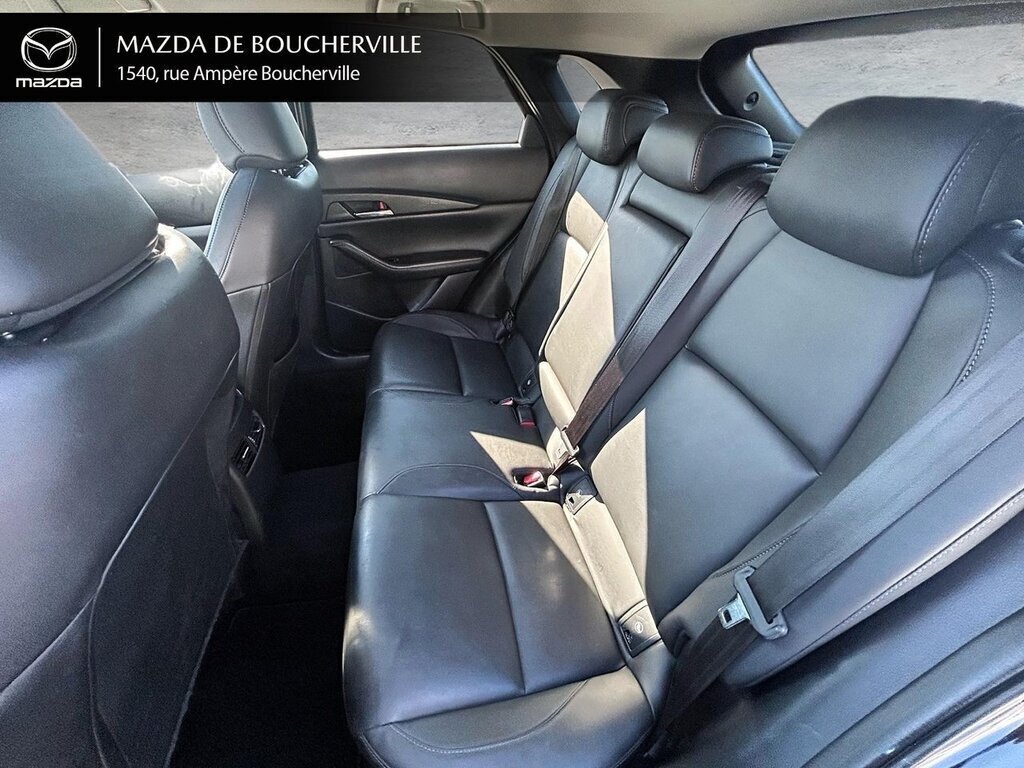 2022 Mazda CX-30 GS AWD in Boucherville, Quebec - 11 - w1024h768px