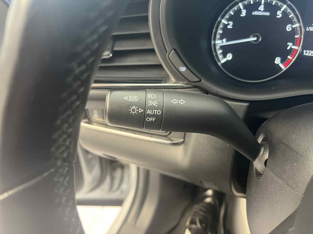 2022 Mazda CX-30 GS in Boucherville, Quebec - 22 - w1024h768px
