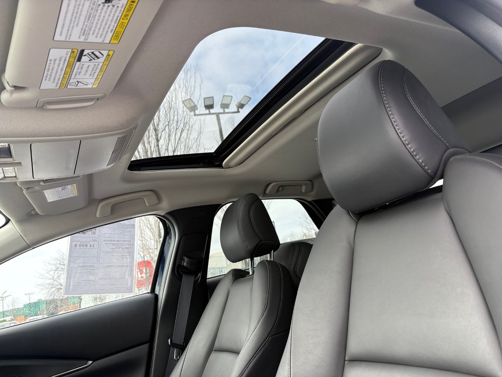 2022 Mazda CX-30 GS AWD GROUPE LUXE TOIT OUVRANT CUIR in Boucherville, Quebec - 9 - w1024h768px