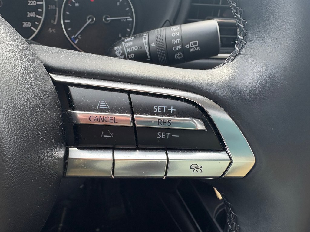 2022 Mazda CX-30 GS AWD GROUPE LUXE TOIT OUVRANT CUIR in Boucherville, Quebec - 13 - w1024h768px
