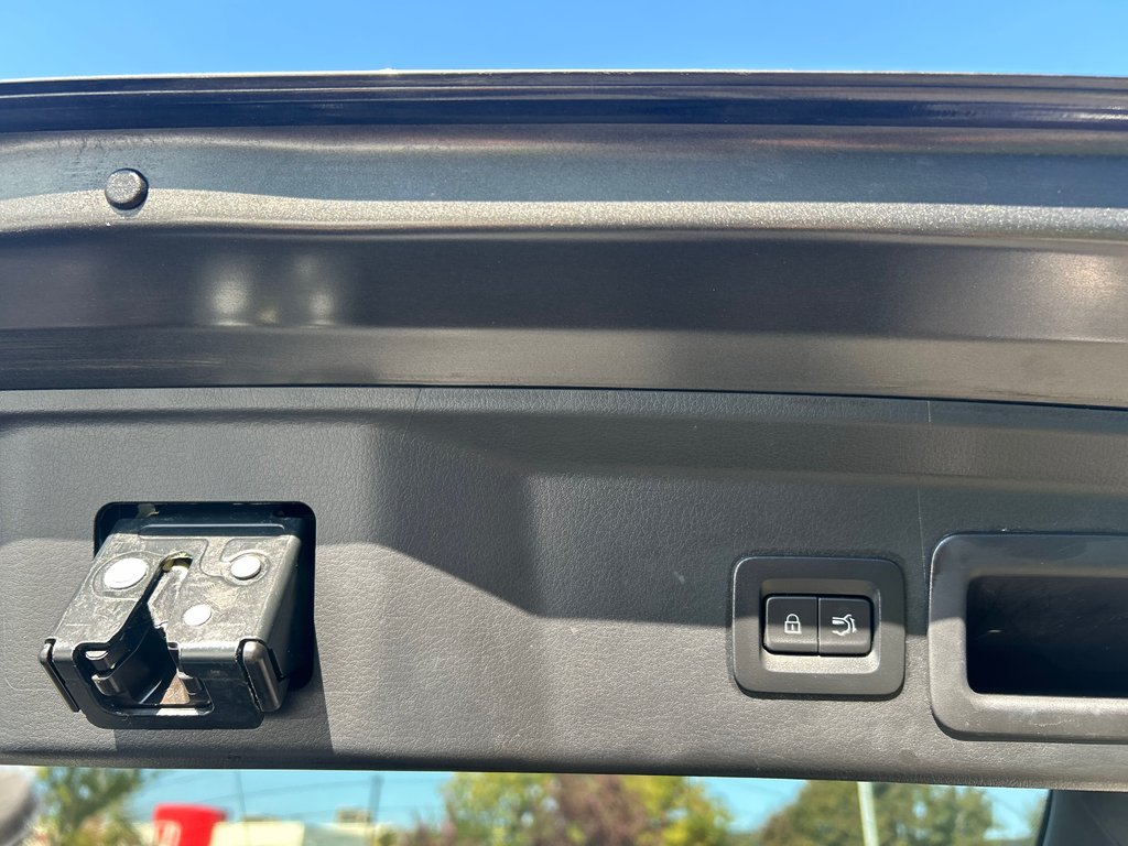 2023 Mazda CX-30 GT w/Turbo 1 PROPRIO CUIR TOIT in Boucherville, Quebec - 10 - w1024h768px