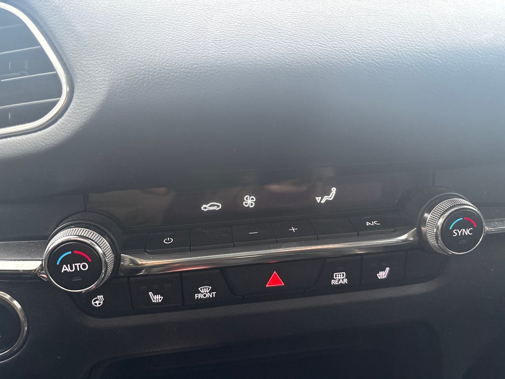 2023 Mazda CX-30 GT AWD CUIR TOIT BALANCE GARANTIE JAMAIS ACCIDENTÉ in Boucherville, Quebec - 6 - w1024h768px