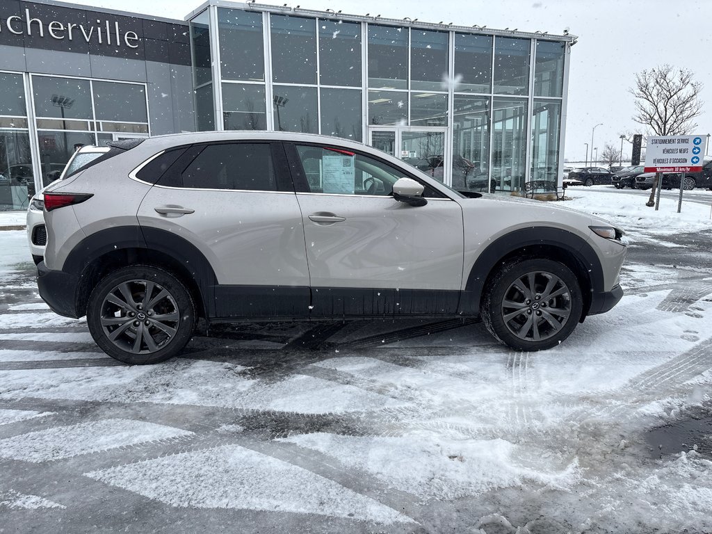 Mazda CX-30 GT AWD CUIR TOIT BALANCE GARANTIE JAMAIS ACCIDENTÉ 2023 à Boucherville, Québec - 9 - w1024h768px