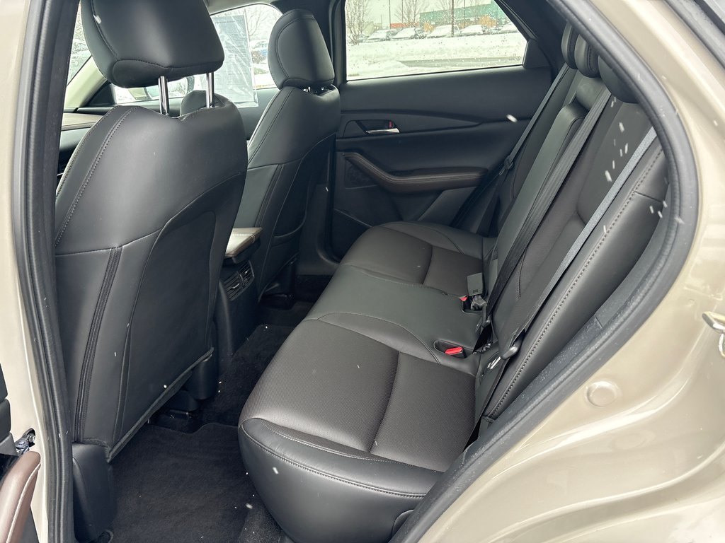 Mazda CX-30 GT AWD CUIR TOIT BALANCE GARANTIE JAMAIS ACCIDENTÉ 2023 à Boucherville, Québec - 13 - w1024h768px