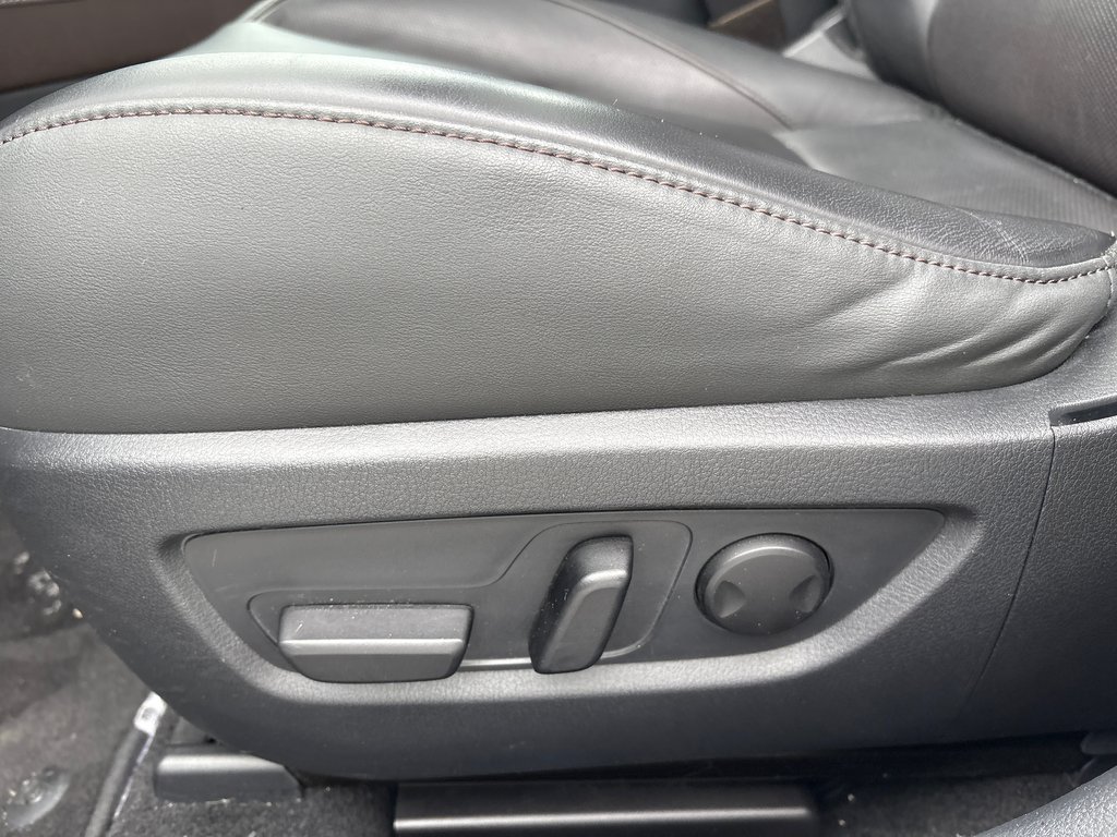 Mazda CX-30 GT AWD CUIR TOIT BALANCE GARANTIE JAMAIS ACCIDENTÉ 2023 à Boucherville, Québec - 17 - w1024h768px