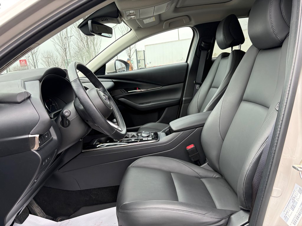 2023 Mazda CX-30 GS-GROUPE LUXE AWD -TRÈS BAS KM-1 PROPRIO- in Boucherville, Quebec - 15 - w1024h768px