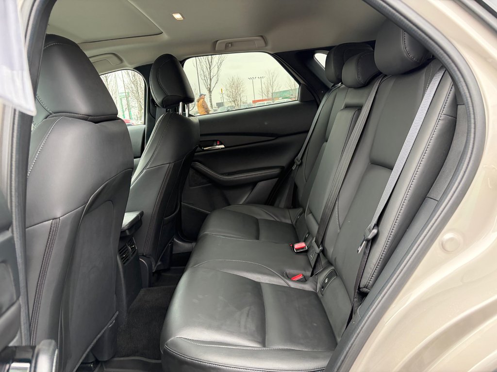 2023 Mazda CX-30 GS-GROUPE LUXE AWD -TRÈS BAS KM-1 PROPRIO- in Boucherville, Quebec - 13 - w1024h768px