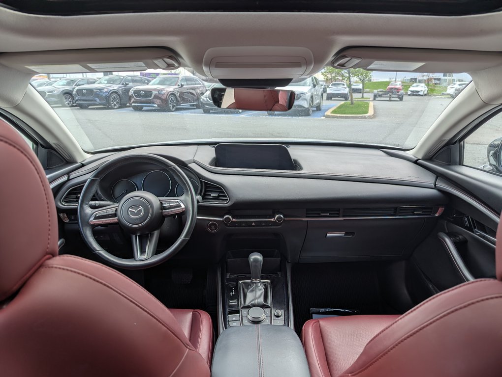 2023 Mazda CX-30 GT CUIR TOIT BOSE NAV GARANTIE 1 PROPRIO in Boucherville, Quebec - 11 - w1024h768px