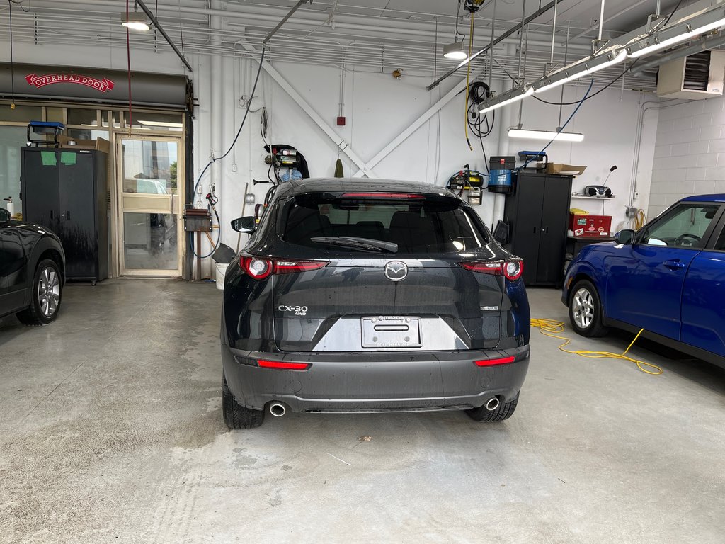 2024 Mazda CX-30 GS,LUXE, TOIT, CUIR,AWD,BAS KM in Boucherville, Quebec - 14 - w1024h768px