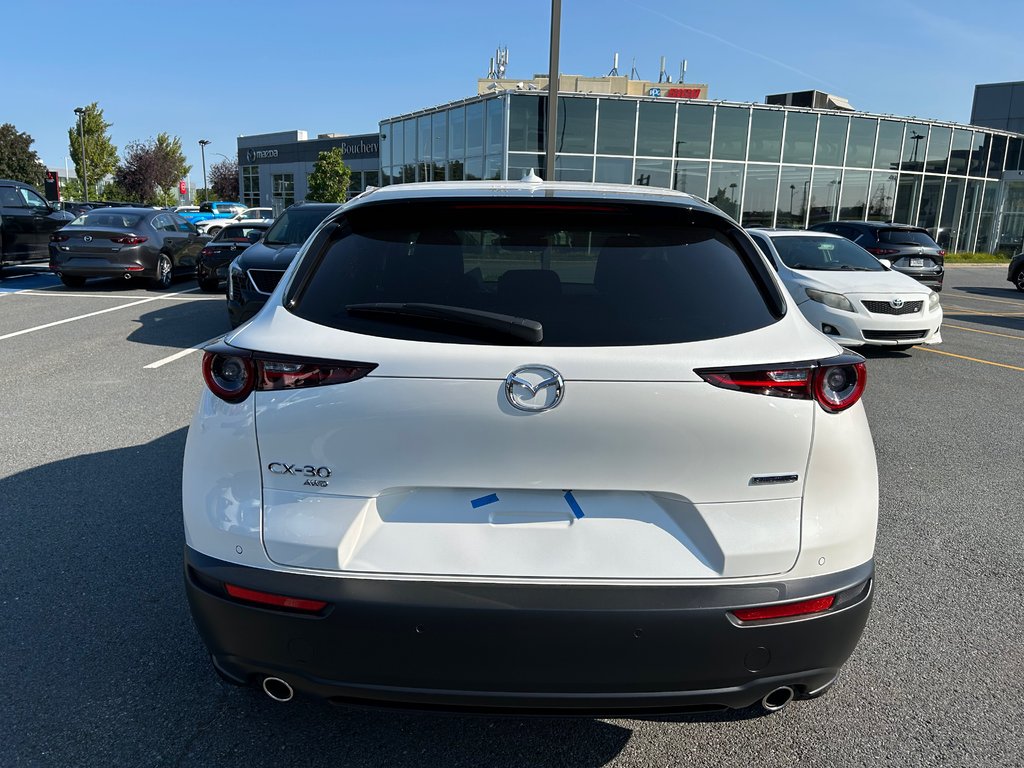 2025 Mazda CX-30 GT in Boucherville, Quebec - 4 - w1024h768px