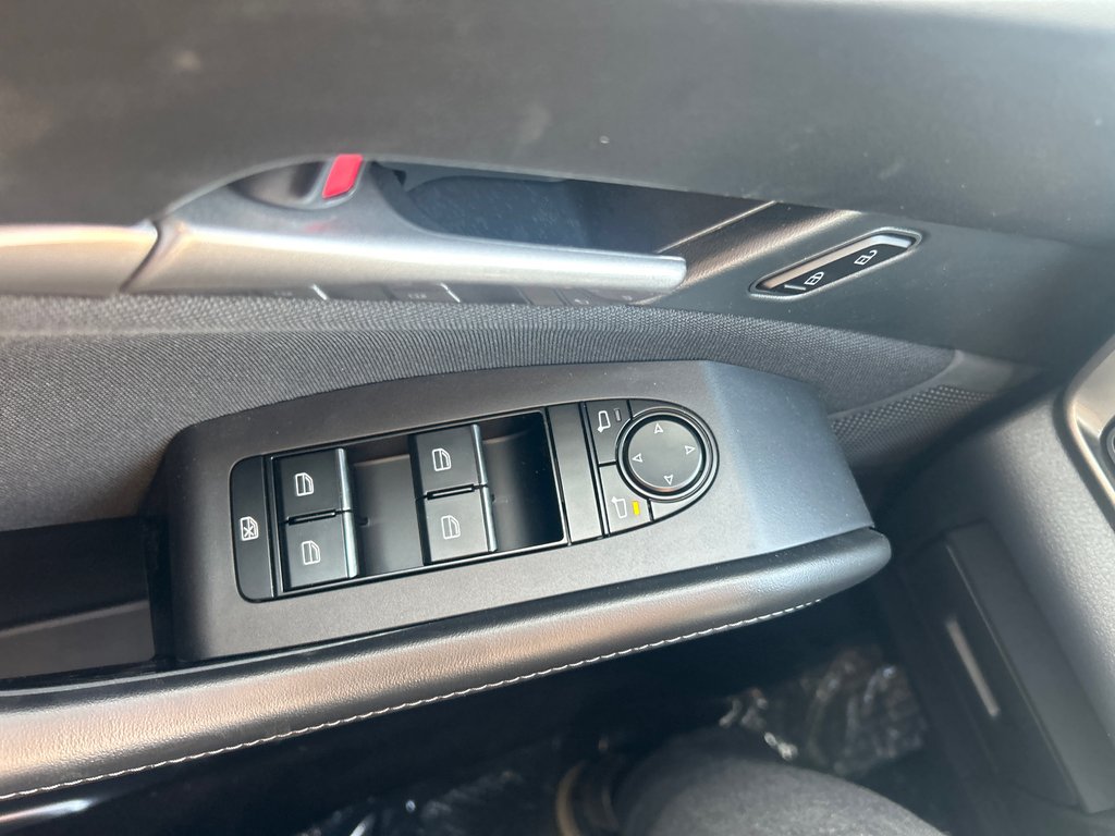 2025 Mazda CX-30 GX in Boucherville, Quebec - 15 - w1024h768px