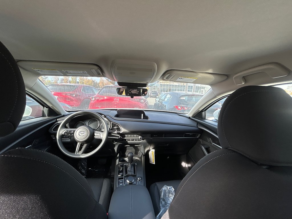 2025 Mazda CX-30 GX in Boucherville, Quebec - 8 - w1024h768px