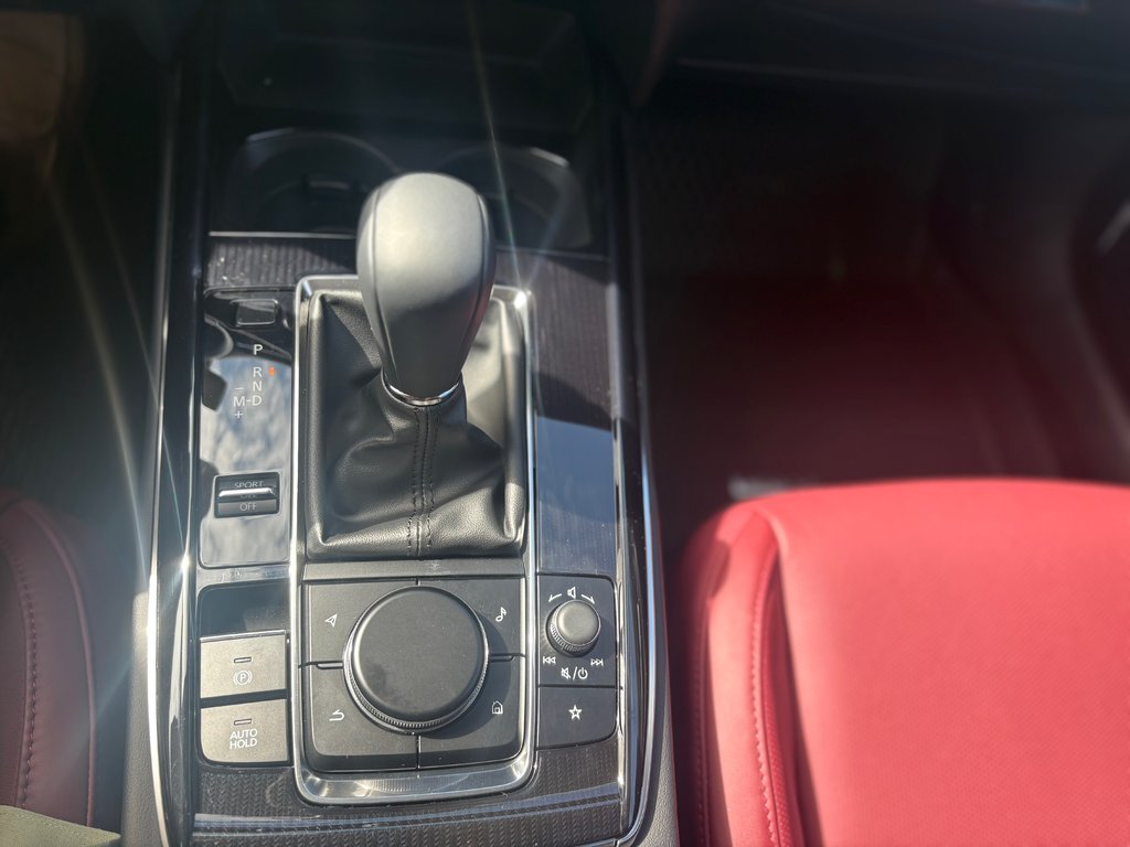2025 Mazda CX-30 GT in Boucherville, Quebec - 18 - w1024h768px