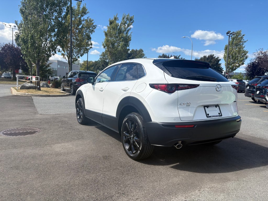 2025 Mazda CX-30 GT in Boucherville, Quebec - 3 - w1024h768px