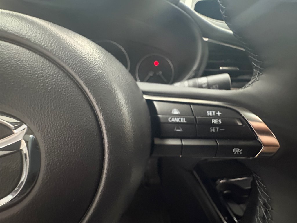 2025 Mazda CX-30 GS in Boucherville, Quebec - 7 - w1024h768px