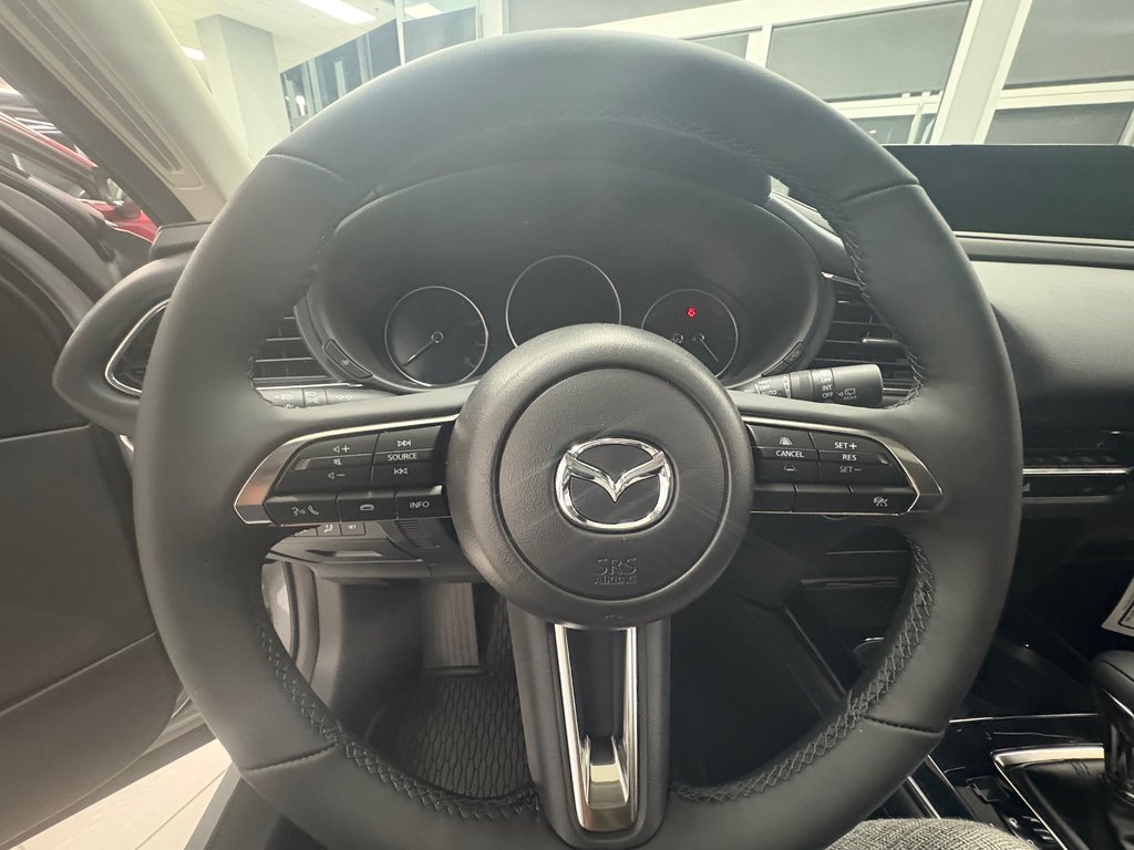 2025 Mazda CX-30 GS in Boucherville, Quebec - 5 - w1024h768px
