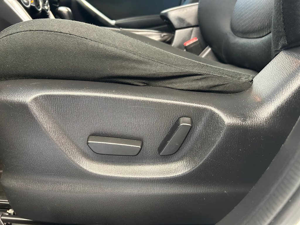 2015 Mazda CX-5 GS in Boucherville, Quebec - 25 - w1024h768px